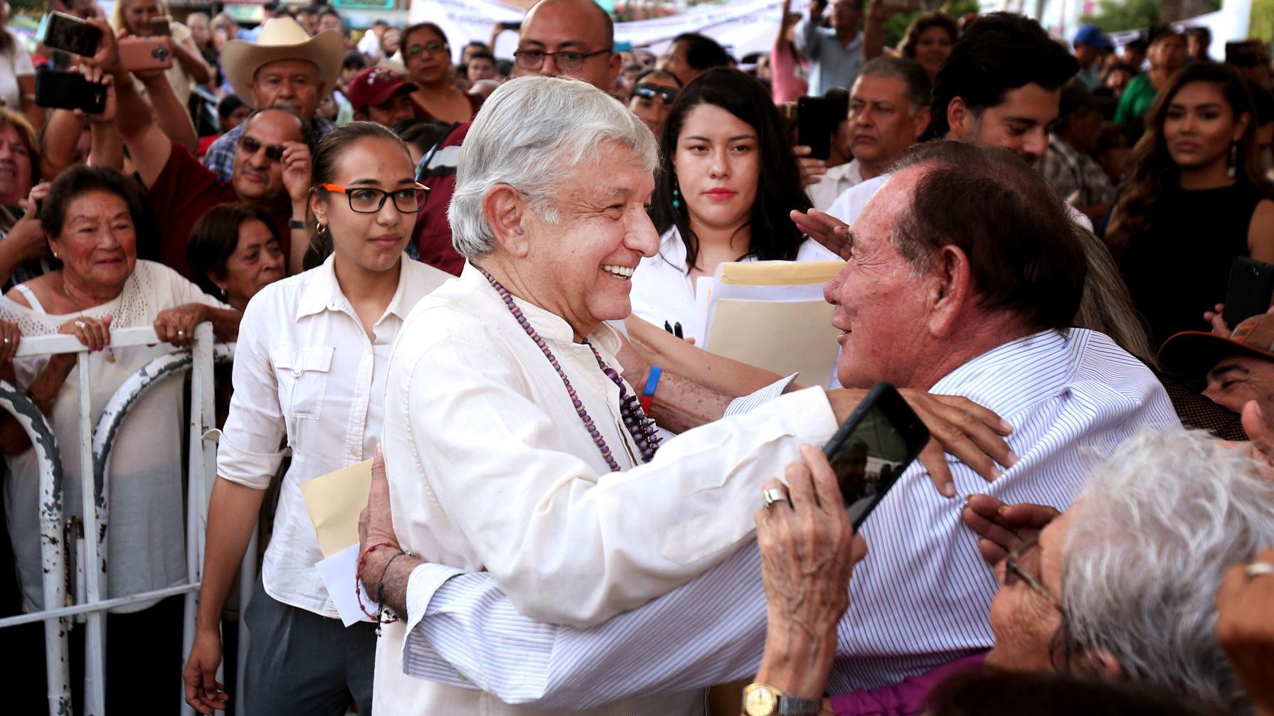 At Nogales rally, Mexico's president-elect says he'll cut taxes, raise wages